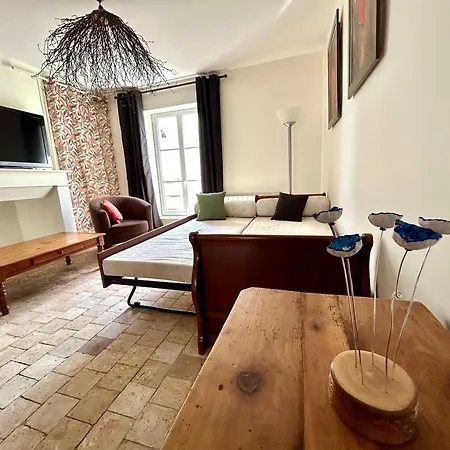 Duplex Centre-ville Entierement Renove Lejlighed